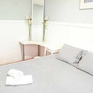 Habitación con 2 Camas Individuales